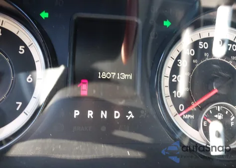 2017 Ram 1500 Express 4X4 5'7 Box из США, поврежденный, VIN 3C6RR7KTXHG573757